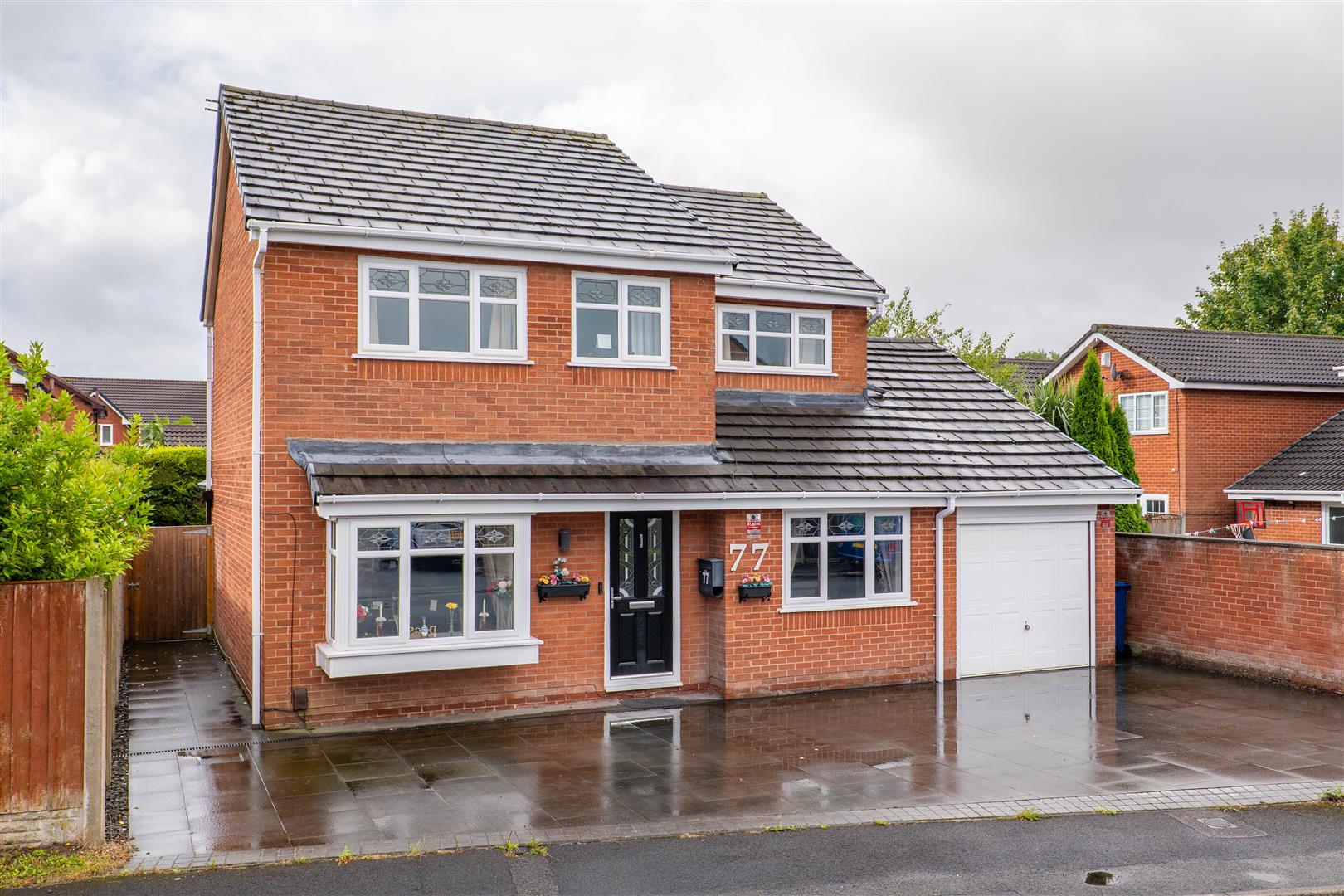 4 bed property in Fernleigh, Leyland